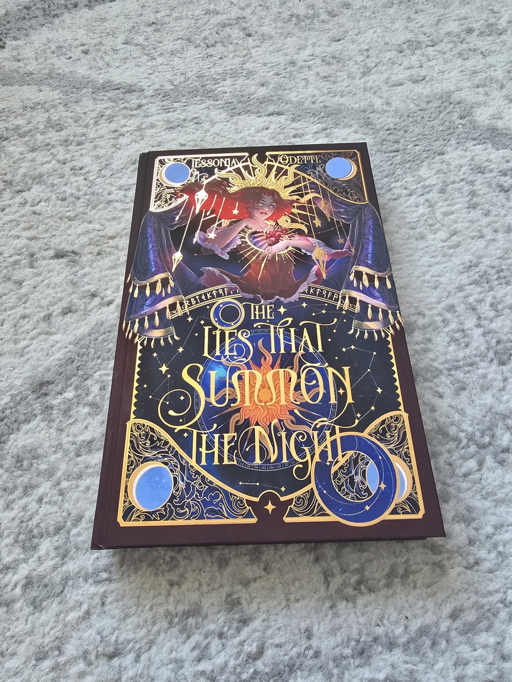 Everheart Book Box- The Lies That Summon the Night- Hand Signed
